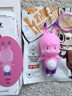 Pop Mart Labubu & Yaya 10th Anniversary